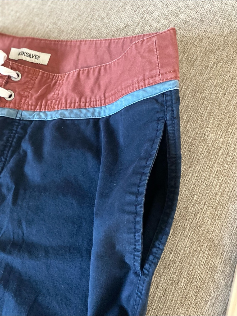 Quicksilver Y2K board shorts - Picture 5 of 5